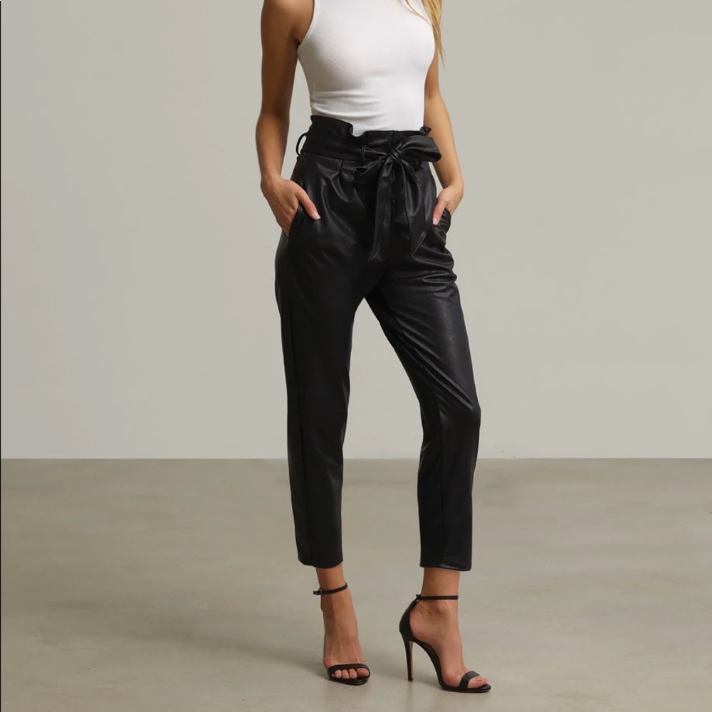 Commando paper bag faux leather pants! Size small. Only worn twice!